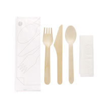 SET DE COUVERT EN BOIS 4/1 FOURCHETTE COUTEAU CUILLÈRE ET SERVIETTE EN SACHET BLANC INDIVIDUEL 16 CM - PACK DE 100 UNITÉS